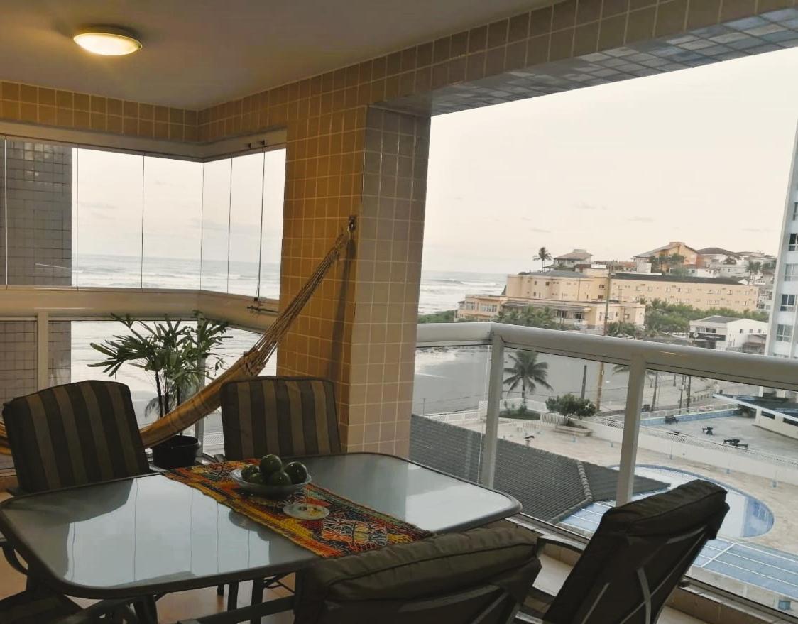 Apartamento, Ampla Sacada Com Vista Para O Mar! Ітанняен Екстер'єр фото